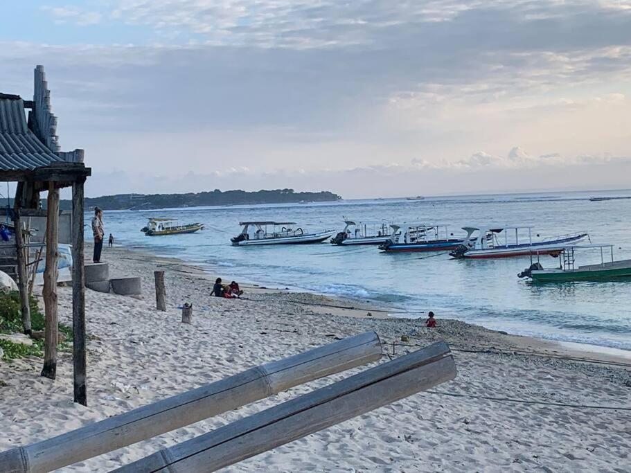 3 Monkeys Lembongan Studio Apartments Gym Recovery Centre Dış mekan fotoğraf